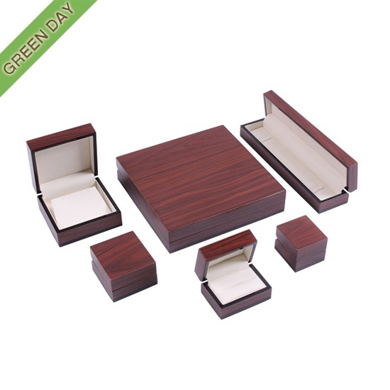 Custom High-end Luxury Wooden Jewelry Set Box