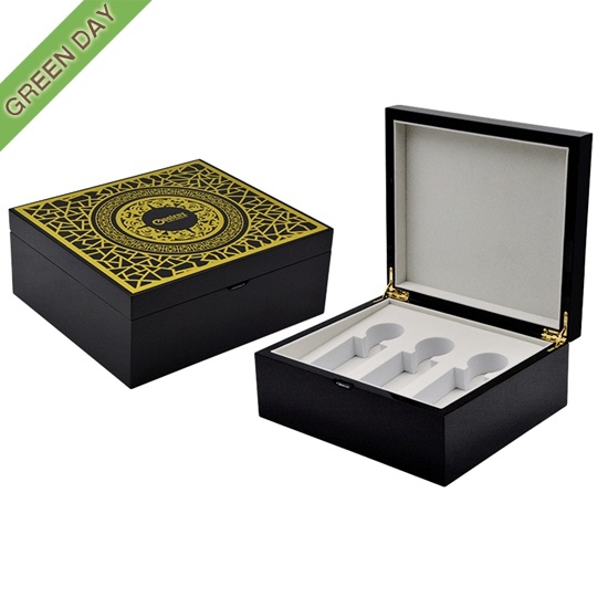 Custom Logo MDF Luxury Wooden Perfume Display Box