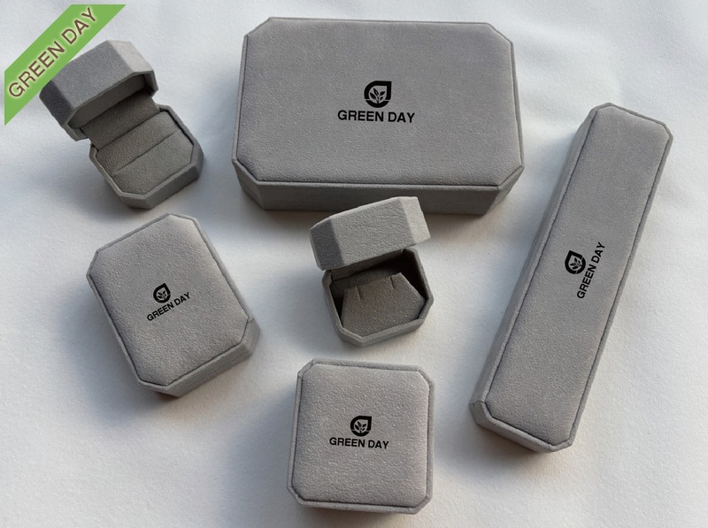 Velvet Jewelry Set Boxes (8 corners)